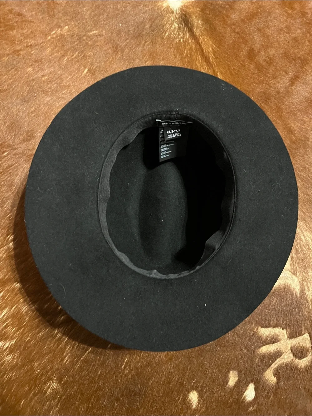 Club Monaco Black 100% Wool Hat